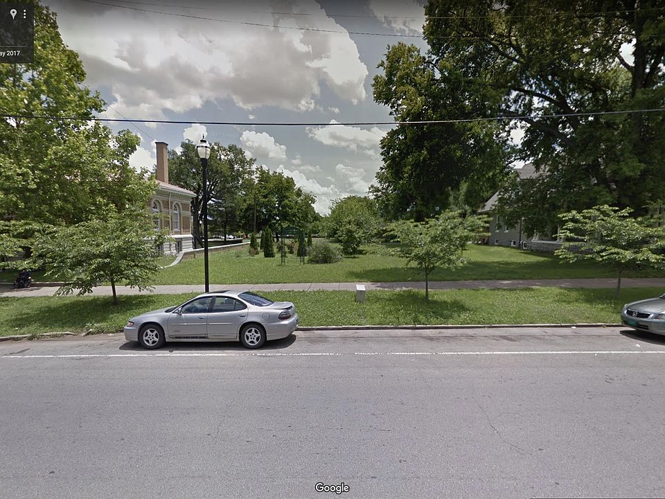 1st image of 1003 Monroe St