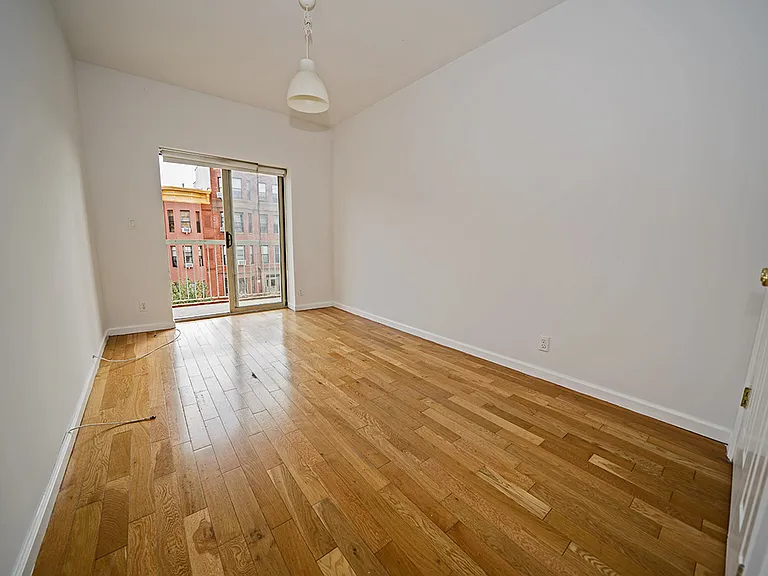 543 Kosciuszko St #3F — Photo 3