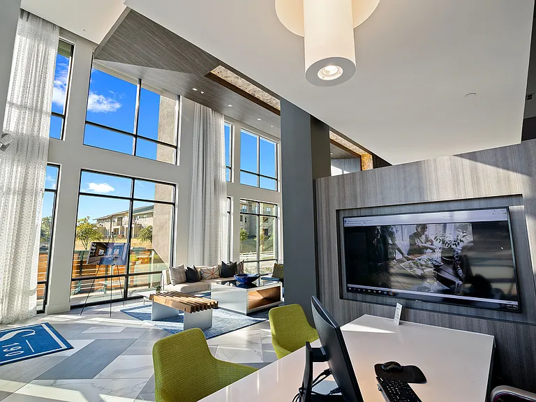 The James at Canyon Creek — Photo 14
