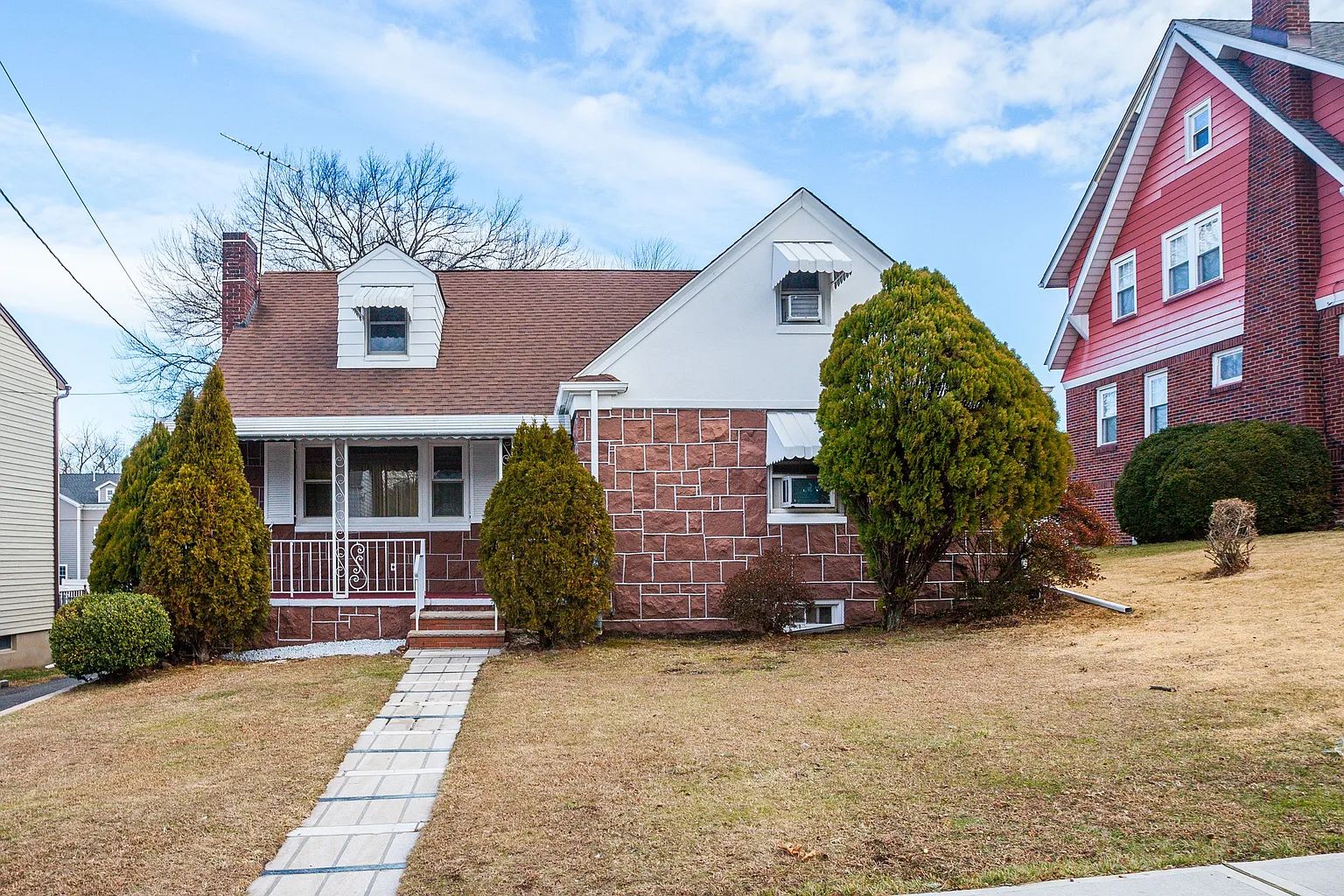 32 De Vausney Pl photo 1