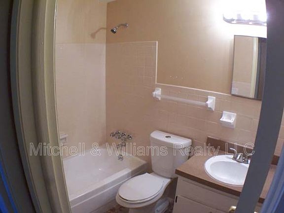 4th image of 5119 Acoma Ave