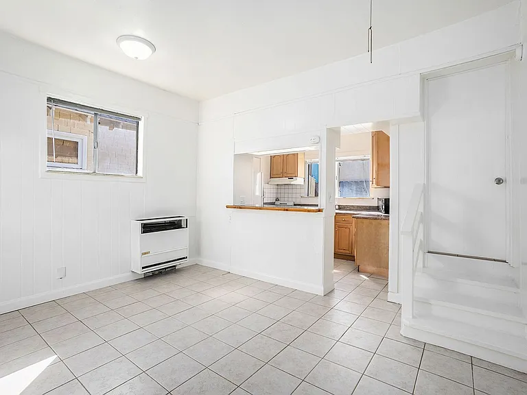 453 Central Ave #C — Photo 3