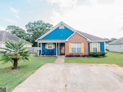 305 Strawbridge Ln, Bonaire, GA, 31005