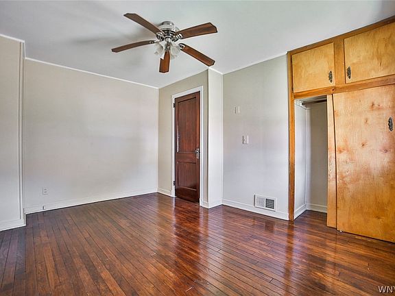 4th image of 9 Idlebrook Dr