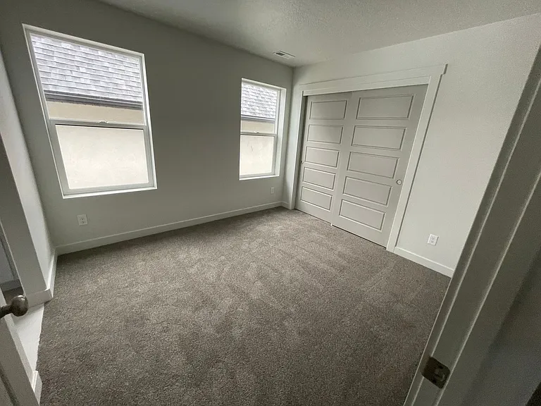 4380 W Bergen Ln — Photo 13