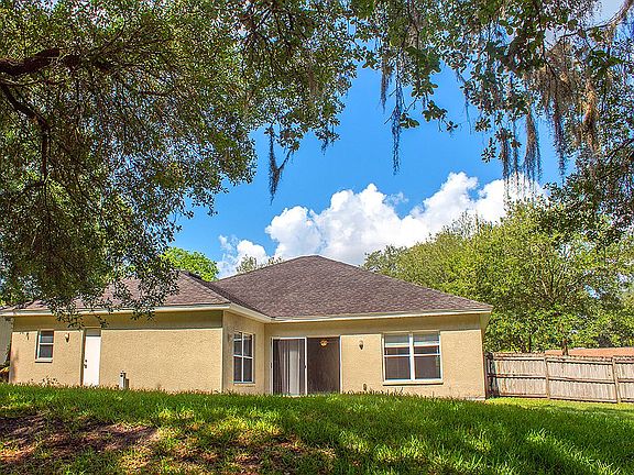 3rd image of 16207 Yaupon Pl