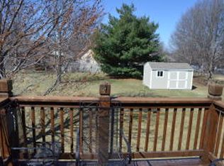 2507 Meadow Ridge Dr, Saint Joseph, MO 64504