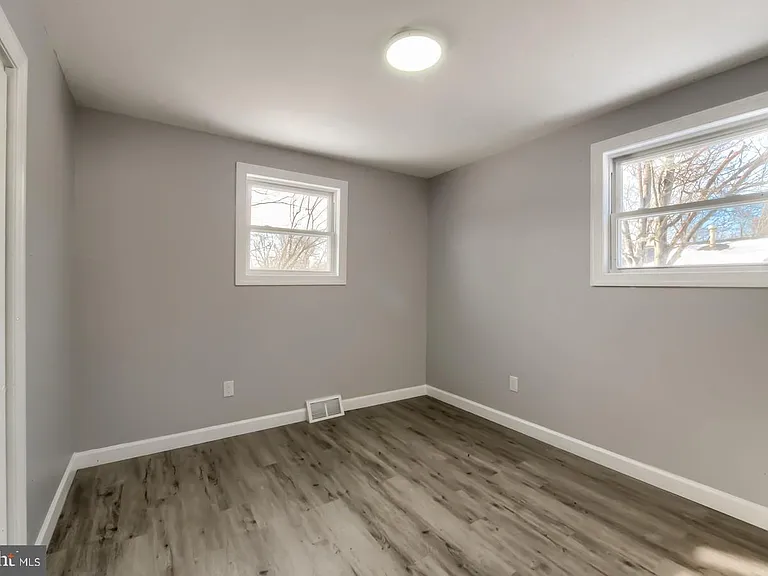502 Bloomfield Dr — Photo 19