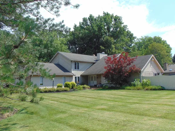 8308 N Sierra Rd, Muncie, IN 47303