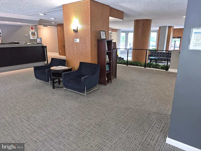 2500 N Van Dorn St #1001 — Photo 21