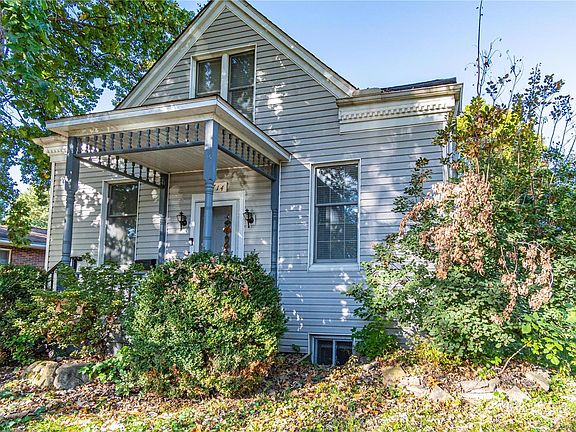 4th image of 714 Zschokke St