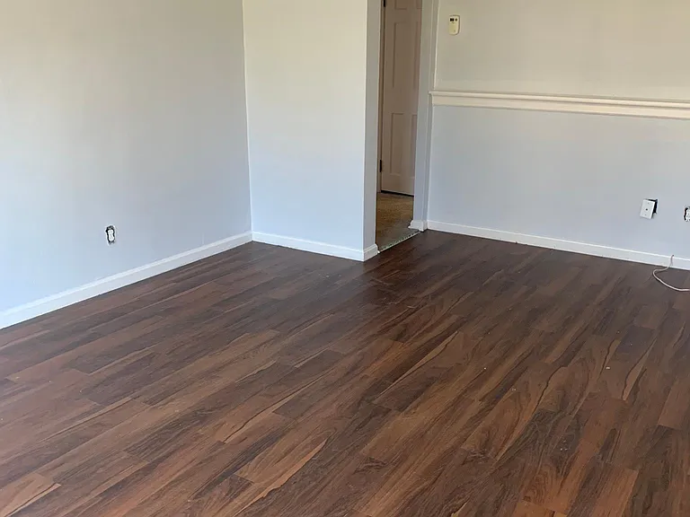 1241 Orchard Heights Dr — Photo 2