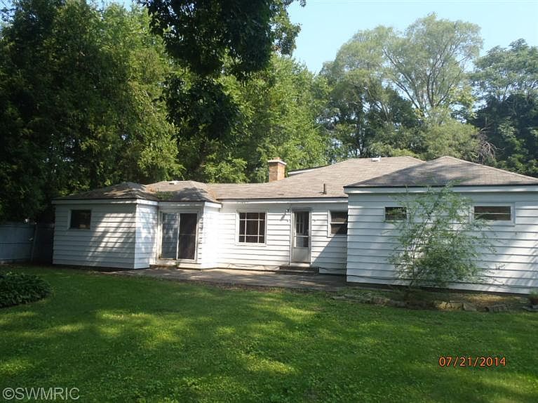 2nd image of 1928 Haines St NW