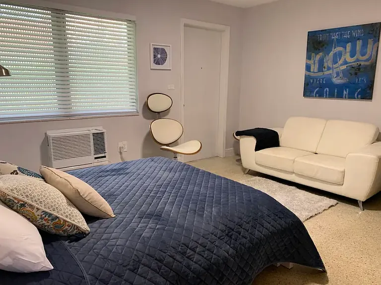 420 NE 69th St #2 — Photo 12