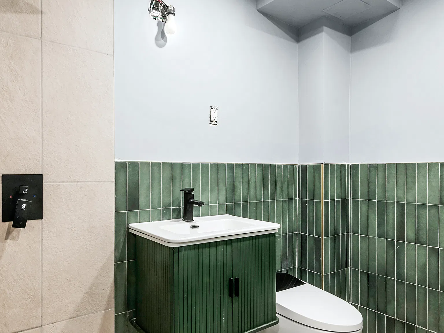 207 Ocean Parkway — Photo 2