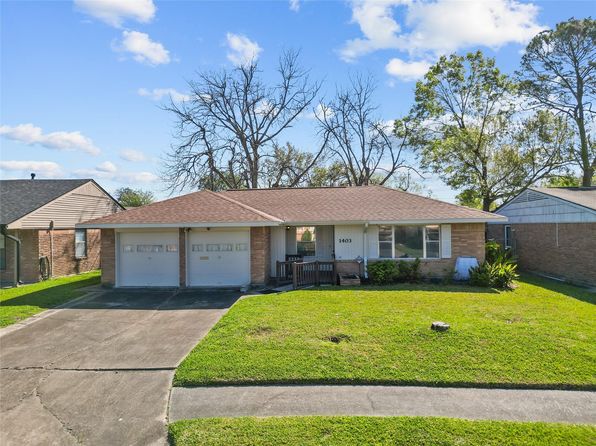 1403 Marlock Ln, Pasadena, TX 77502