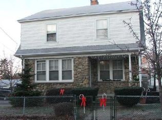 4 Lucy St, Providence, RI 02909