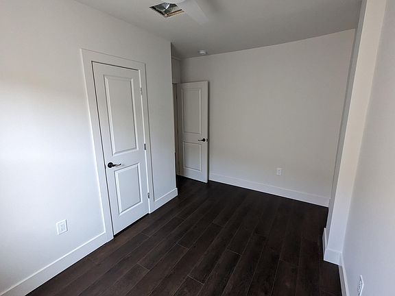 5th image of 2636 E Allegheny Ave #1