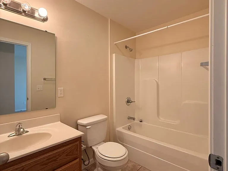 801 Black St — Photo 11