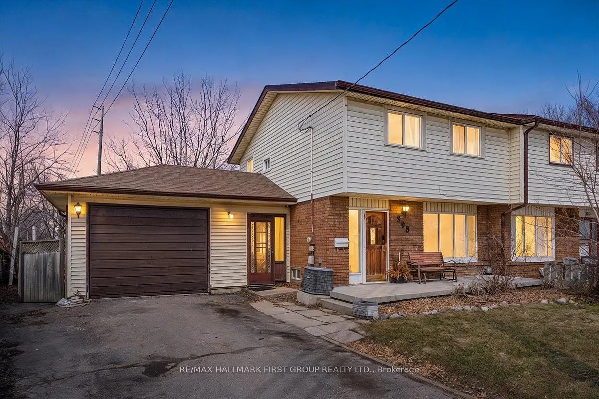 398 Dean Ave photo 1