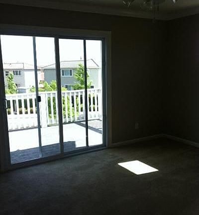 3rd image of 9068 Chianti Cir