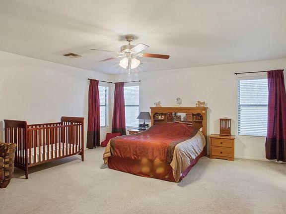 4th image of 17457 N 185th Dr