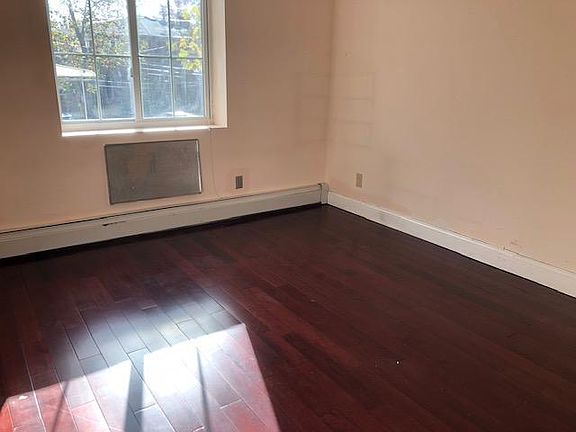 2nd image of 186-03 Booth Memorial Ave Floor 2