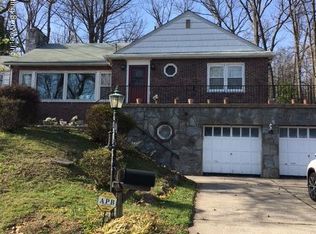 277 Lighthouse Ave, Staten Island, NY 10306