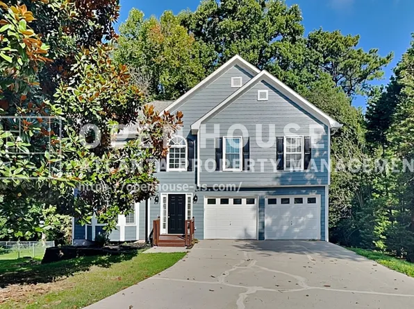 220 Poppy Tree Ln, Woodstock, GA 30189