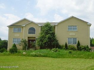 45 Chestnut Rd, Blakeslee, PA 18610