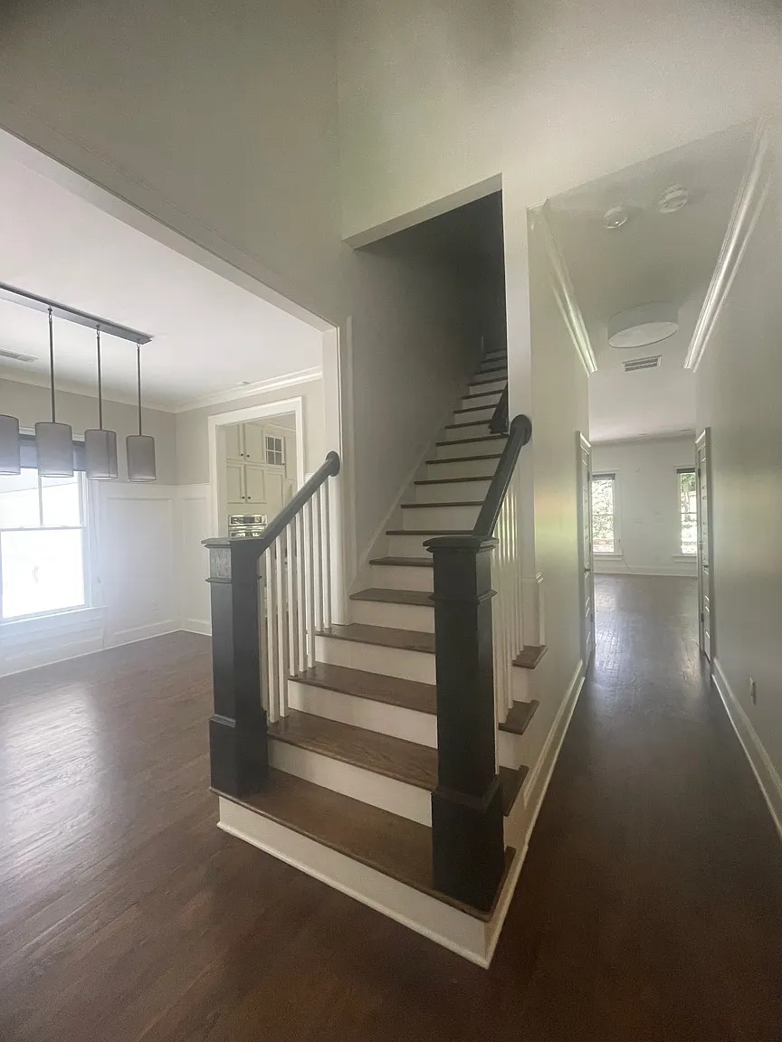 Building Photo - 245 Harben Pl
