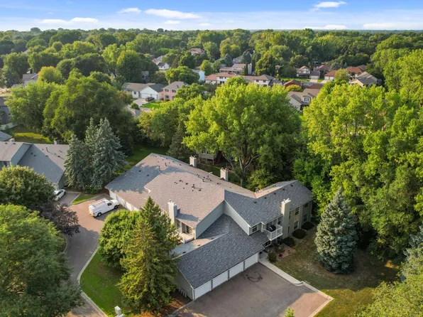 2508 Innsbruck Trl, New Brighton, MN 55112