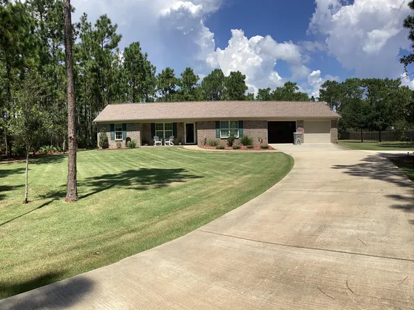 8962 Deer Ln, Navarre, FL 32566