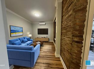 218 S 3rd St #1B, Brooklyn, NY 11211