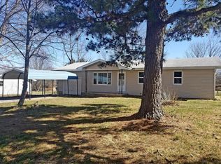 414 S Linden Ave, Sparta, MO 65753