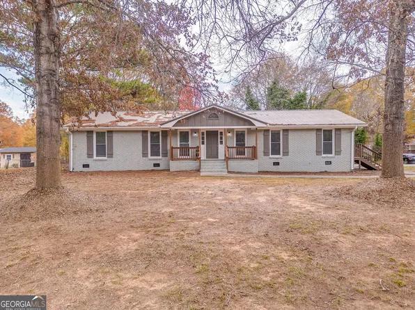 10 Woodglen Dr, Cedartown, GA 30125