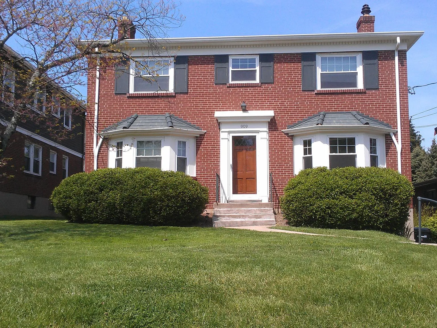 1 bed, 750 sqft, $1,350 — Photo 1