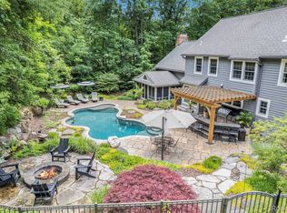 7220 Hillside Dr, Clarkston, MI 48346