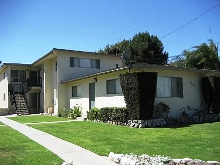 2nd image of 7622 Crescent Ave APT 1