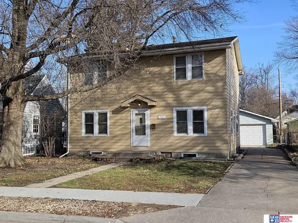 1444 Cheyenne St, Lincoln, NE 68502