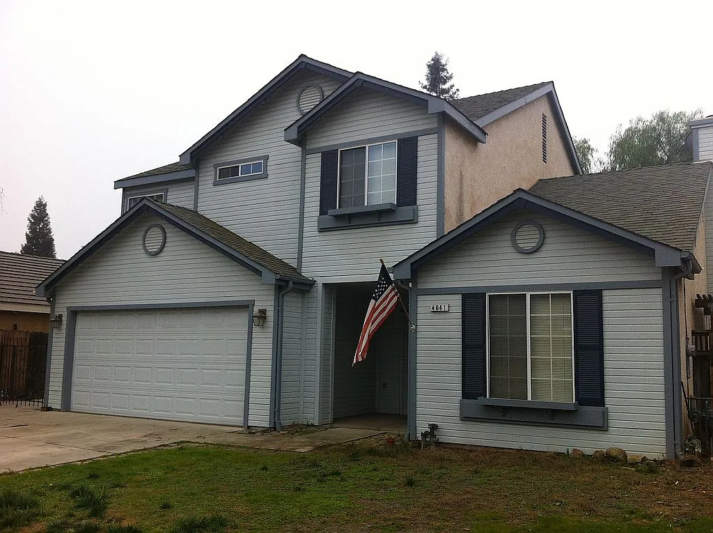 4641 W Sussex Way photo 1