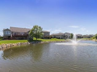1463 Nine Iron Dr, West Des Moines, IA 50266