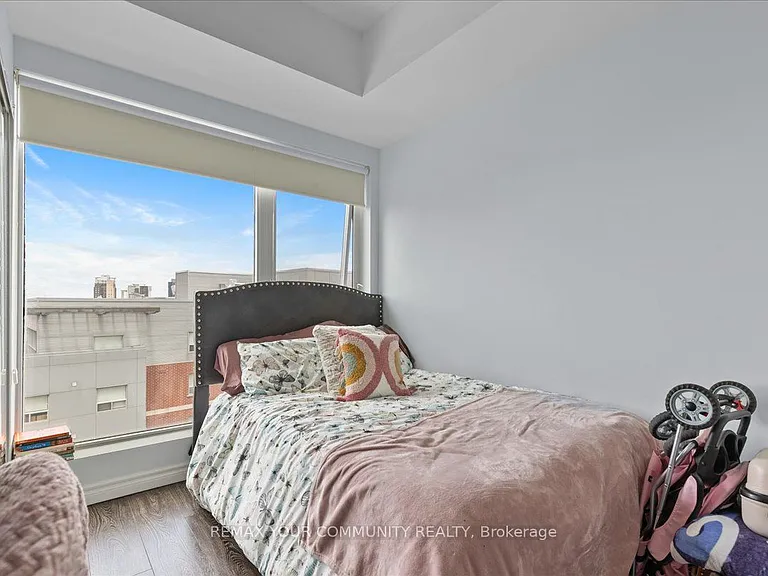 158 King St N #1105 — Photo 19