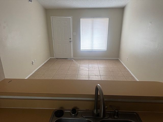 1st image of 2520 Vale Ct #B