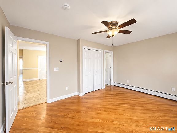 5th image of 119 Dover Rd Floor 1