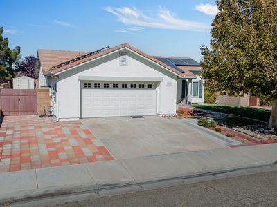 6045 W Avenue J3, Lancaster, CA, 93536