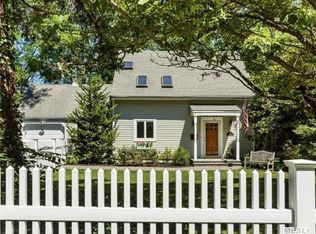 1 Quaker Path, Huntington, NY 11743