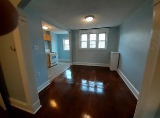 7046 Clinton Rd, Upper Darby, PA 19082