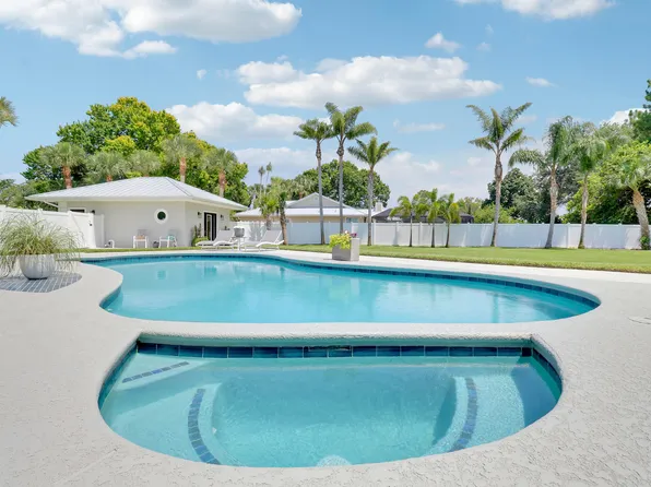 386 NE Ficus Terrace, Jensen Beach, FL 34957