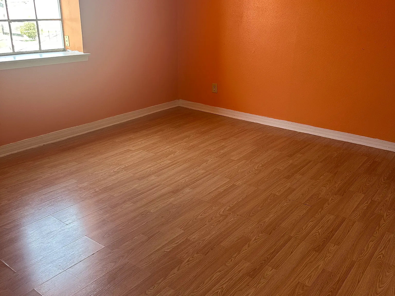 2 bed, 1.5 bath, $1,100 — Photo 3